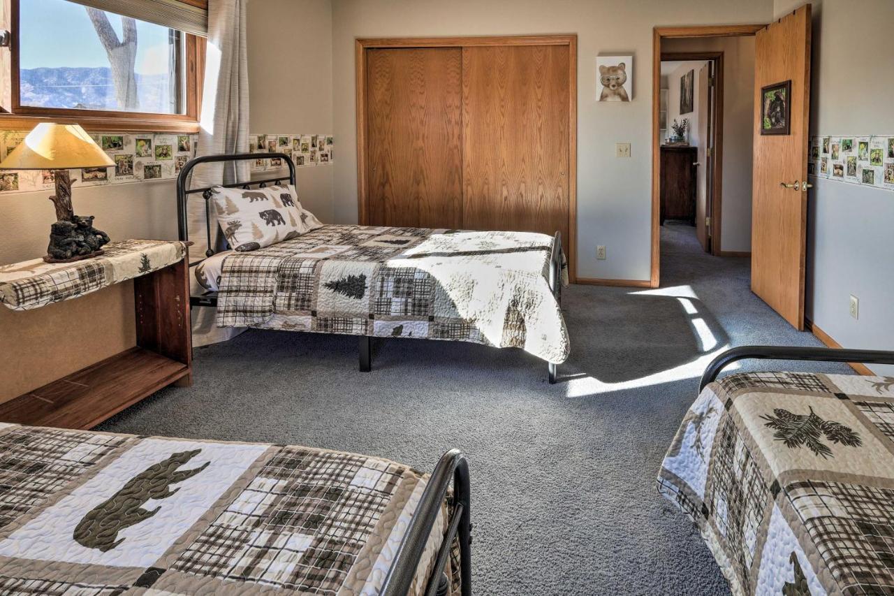 Welcoming Canon City Abode - Walk To River! Экстерьер фото